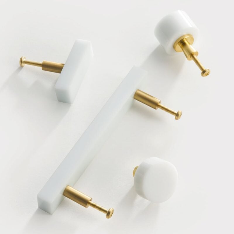 MARMER Tiradores de mármol macizo y latón