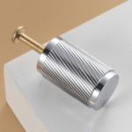 MAURITZ Massief messing knop