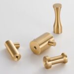 Crochets muraux en laiton MODULA