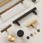 PLAKA T-Stangen aus massivem Messing mit Rändelung