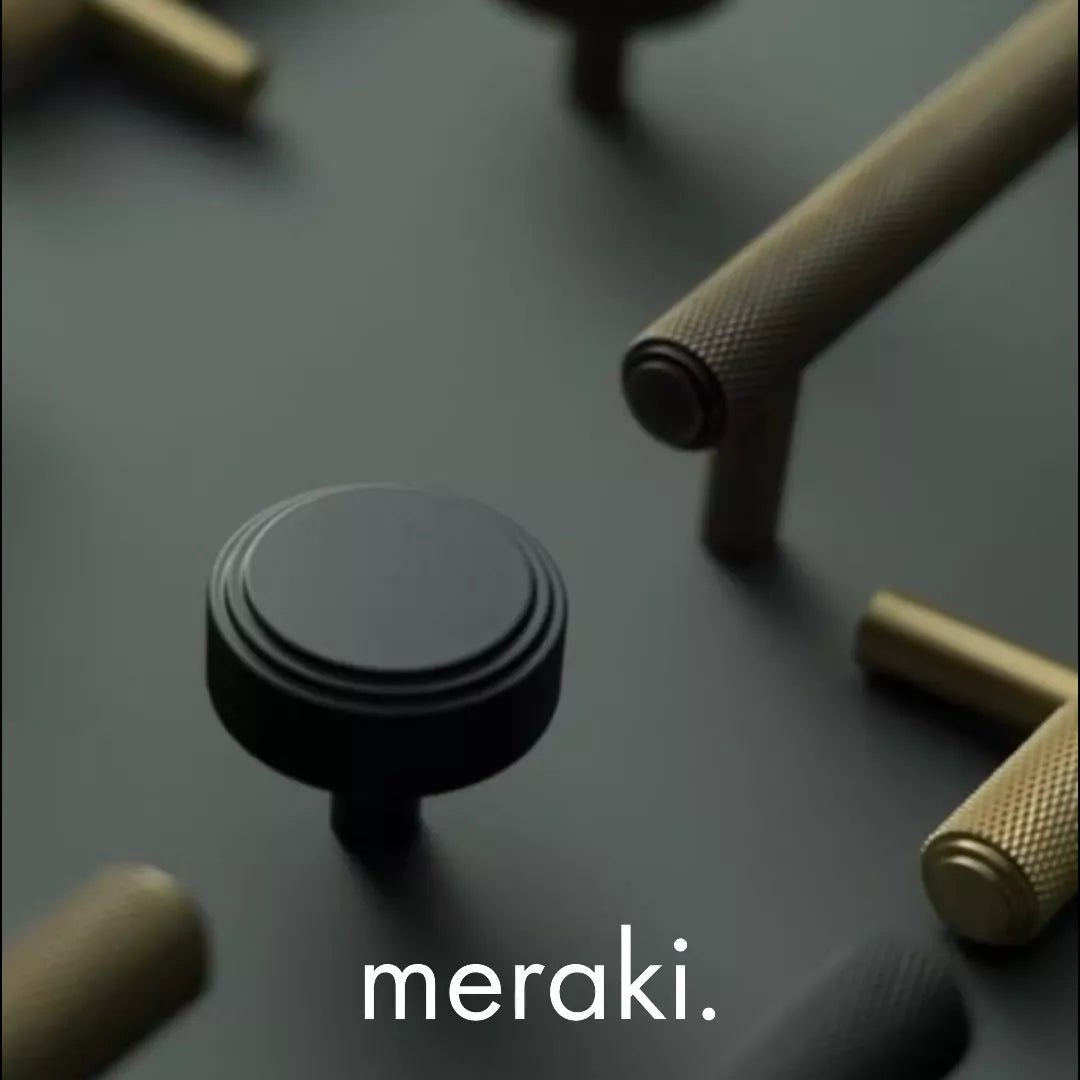 PLAKA T-Stangen aus massivem Messing mit Rändelung