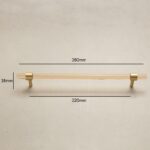 Acrylique PUR et poignées en laiton