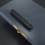 Manillas para puertas correderas y cerradura de privacidad SERA