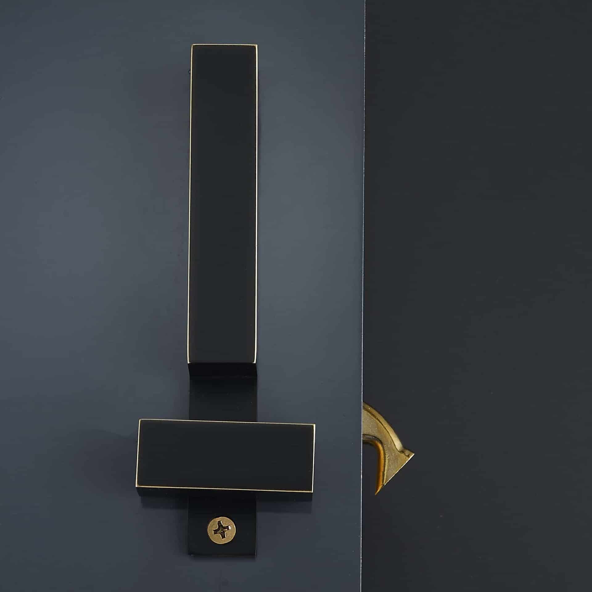 Manillas para puertas correderas y cerradura de privacidad SERA