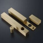 Manillas para puertas correderas y cerradura de privacidad SERA