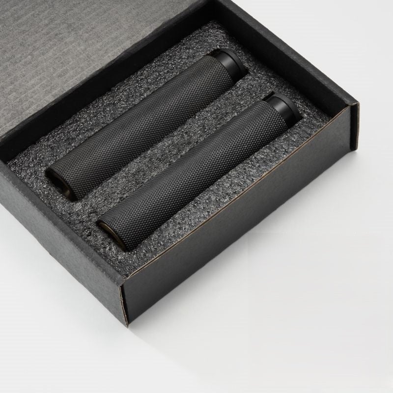 Pieds de meuble moletés en laiton massif STEN 15 Pieds de meuble moletés en laiton massif STEN