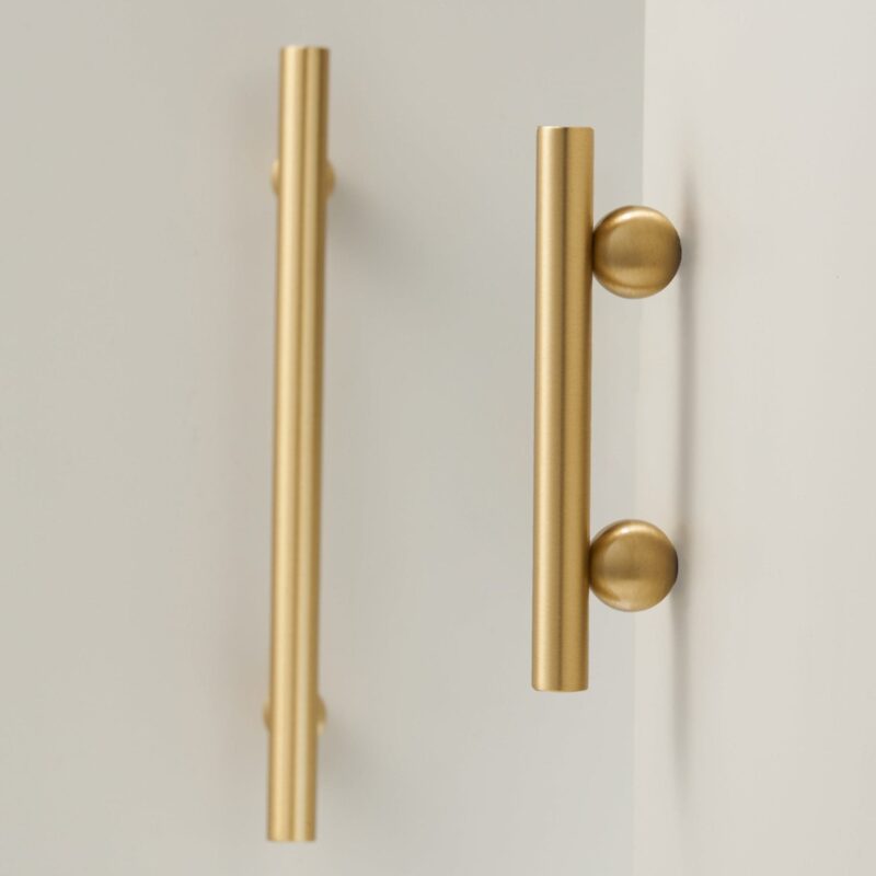 Maniglie in ottone massiccio TANGENT