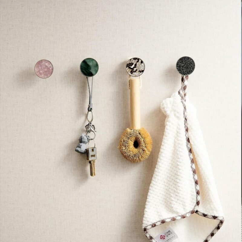 Pomos acrílicos y de concha de latón macizo TESTA