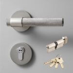 TOLLO Brass Lever Door Handle & Lock Set