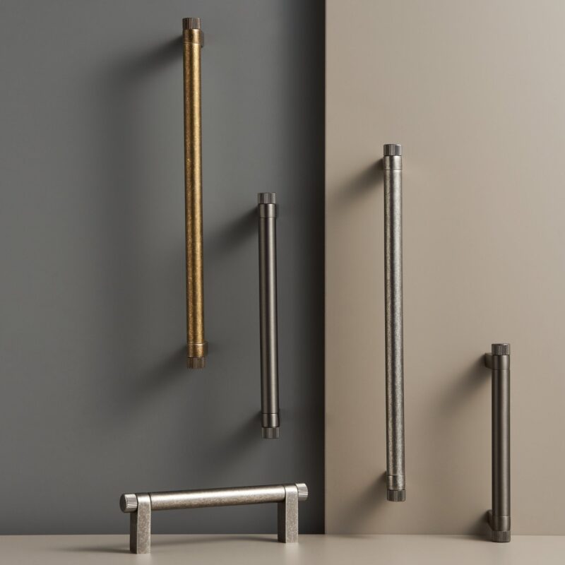 Maniglia TOMA in ottone massiccio