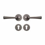 Maniglie per porte e set di serrature UNDA