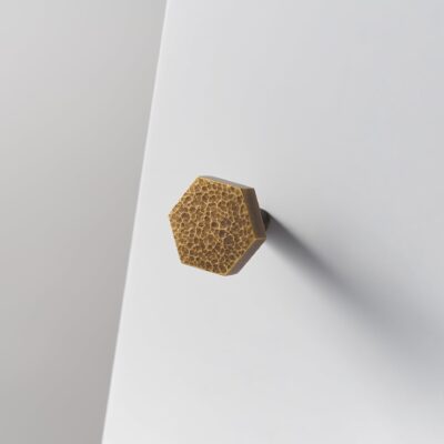 VEDA Hammered Brass Knobs - meraki.