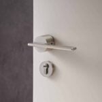 VERTO Ensemble de poignée de porte et de serrure à levier en laiton massif